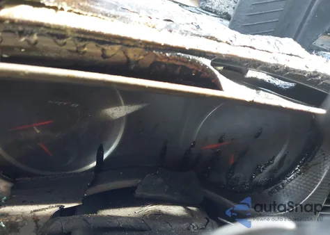 2013 Dodge Charger Srt8 z USA, uszkodzony, nr VIN 2C3CDXEJ4DH660625